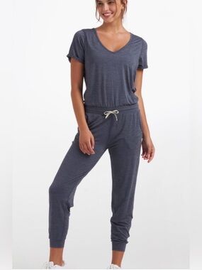 Vuori All Day Jumpsuit Azure Heather NWT Small Drawstring Jogger One Piece